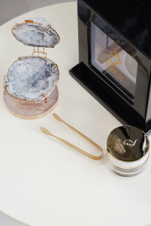 Geode burner with golden frame